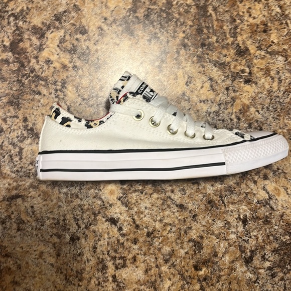 Size 6.5 white/leopard converse. Worn once. Perfect condition. - Picture 2 of 3